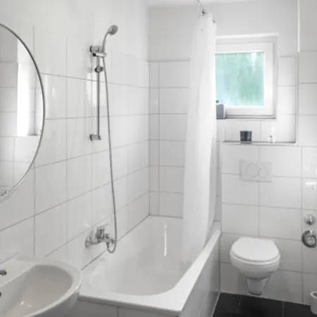 Lägenhet Relax Oasis With 65 Smarttv, Kitchen And Balcony Duisburg