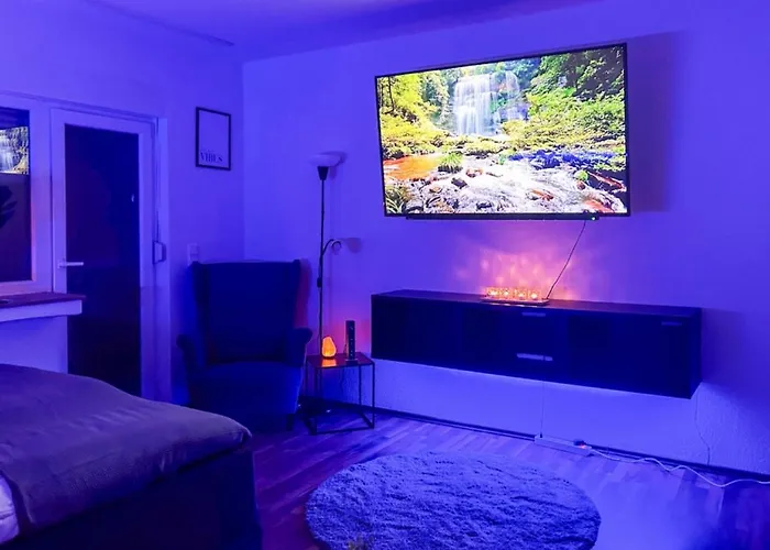 Relax Oasis With 65 Smarttv, Kitchen And Balcony アパート